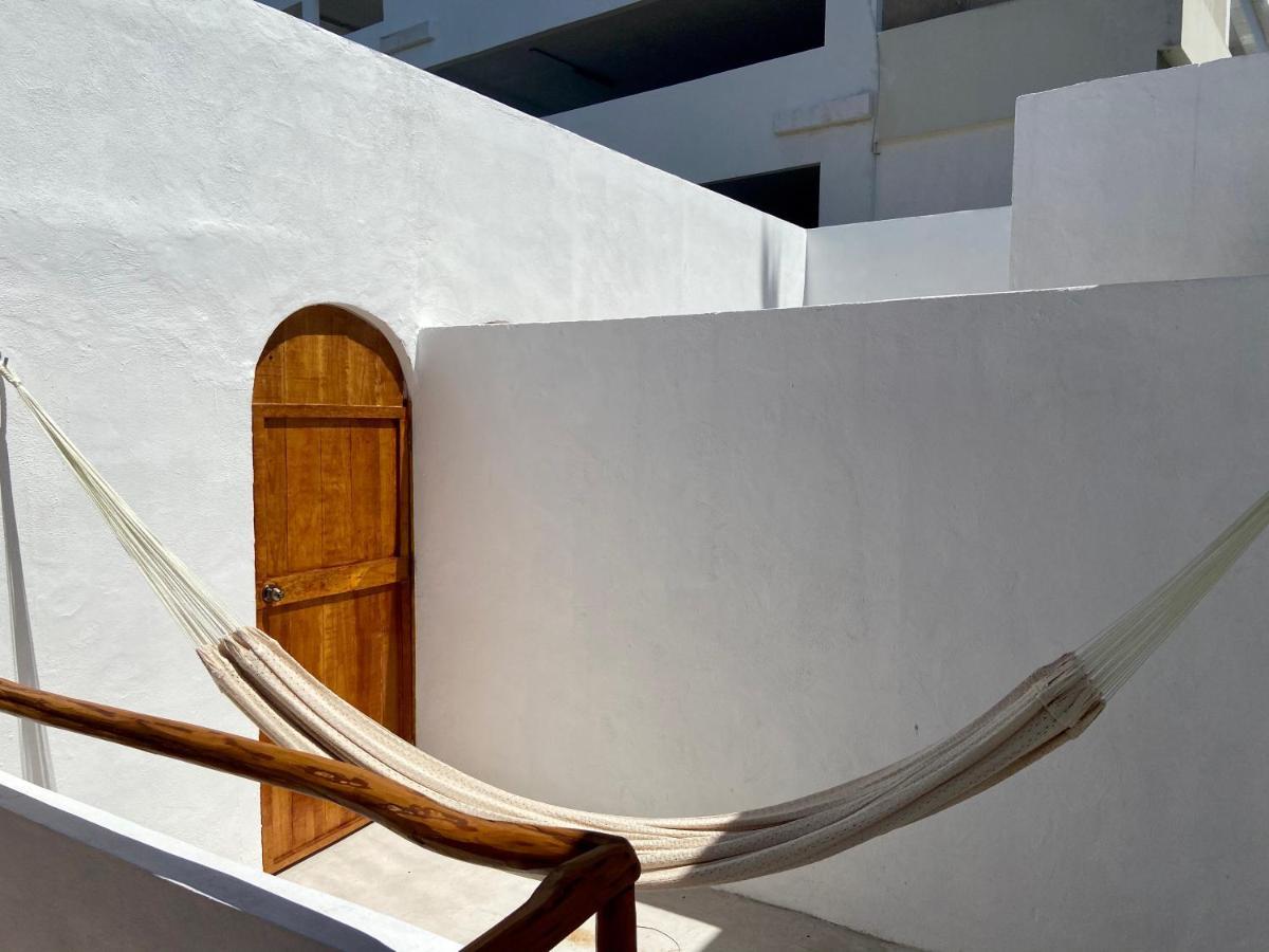 Mio Cancun Hotel Boutique Zewnętrze zdjęcie Hammock in a hotel