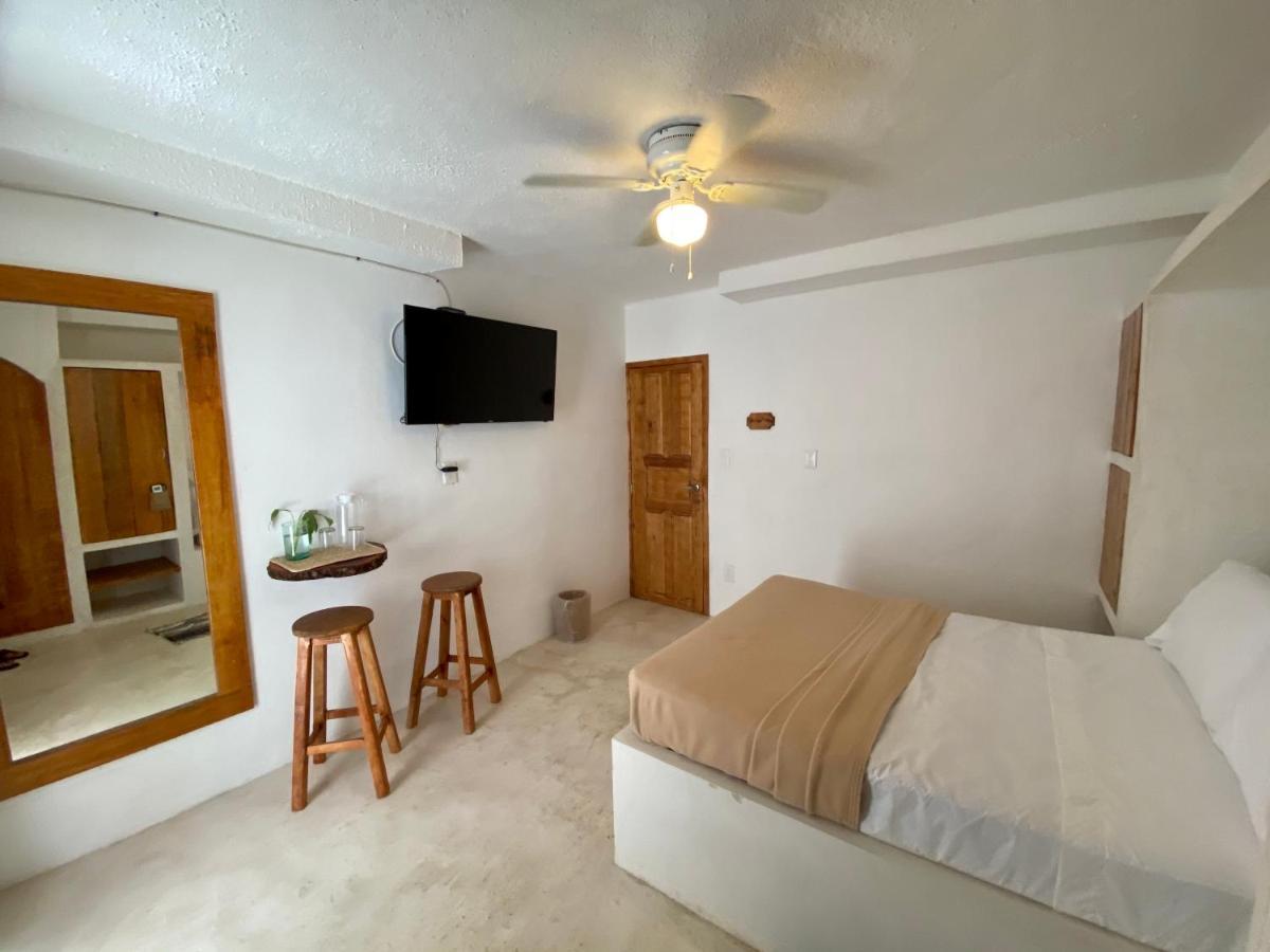 Mio Cancun Hotel Boutique Zewnętrze zdjęcie A room at the hotel
