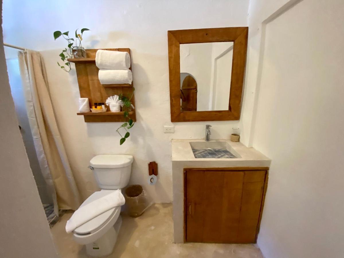 Mio Cancun Hotel Boutique Zewnętrze zdjęcie Bathroom at the Hotel